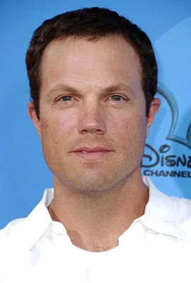 تصویر Adam Baldwin