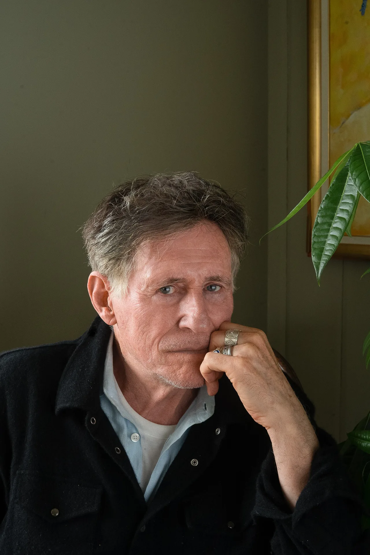 تصویر Gabriel Byrne
