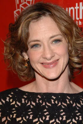 تصویر Joan Cusack