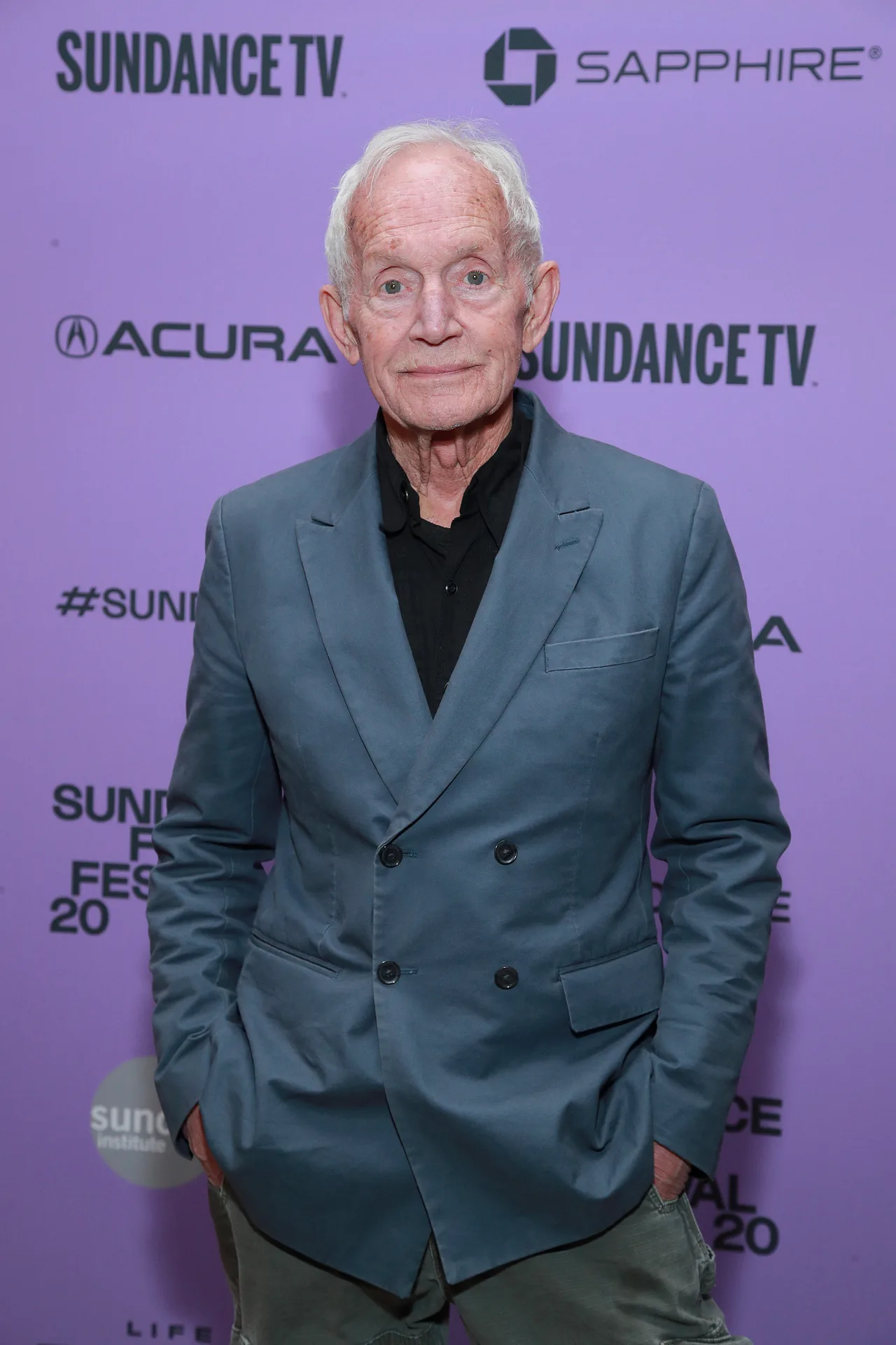تصویر Lance Henriksen