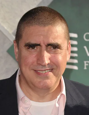 تصویر Alfred Molina