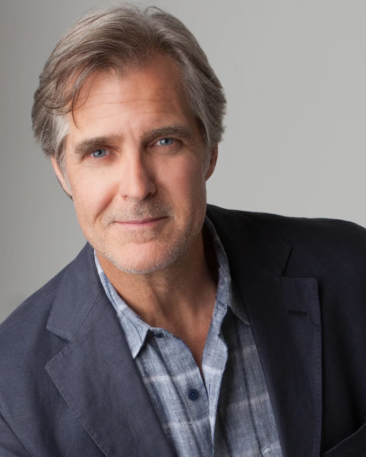 تصویر Henry Czerny