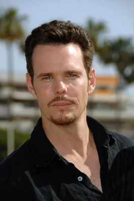 تصویر Kevin Dillon
