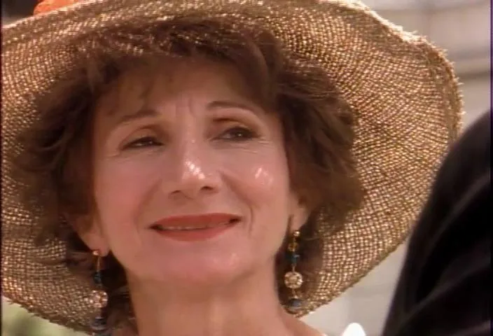 تصویر Olympia Dukakis