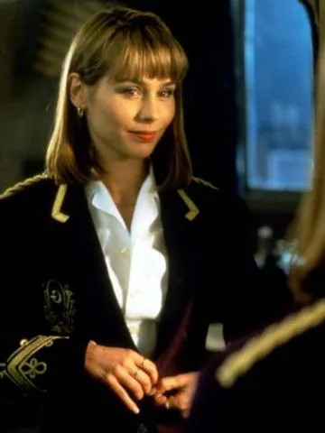 تصویر Tara Fitzgerald
