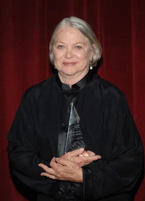 تصویر Louise Fletcher