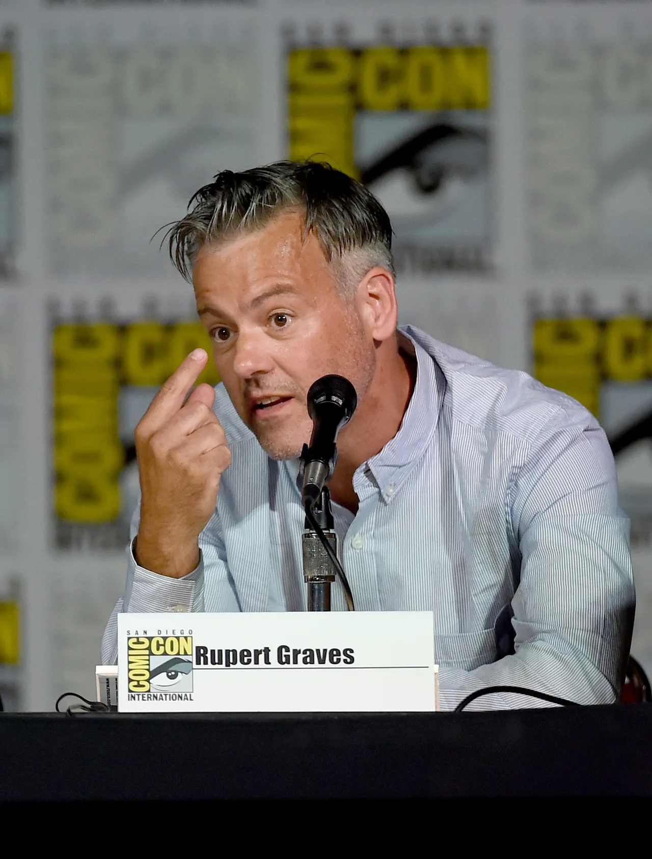 تصویر Rupert Graves