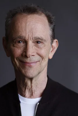 تصویر Joel Grey