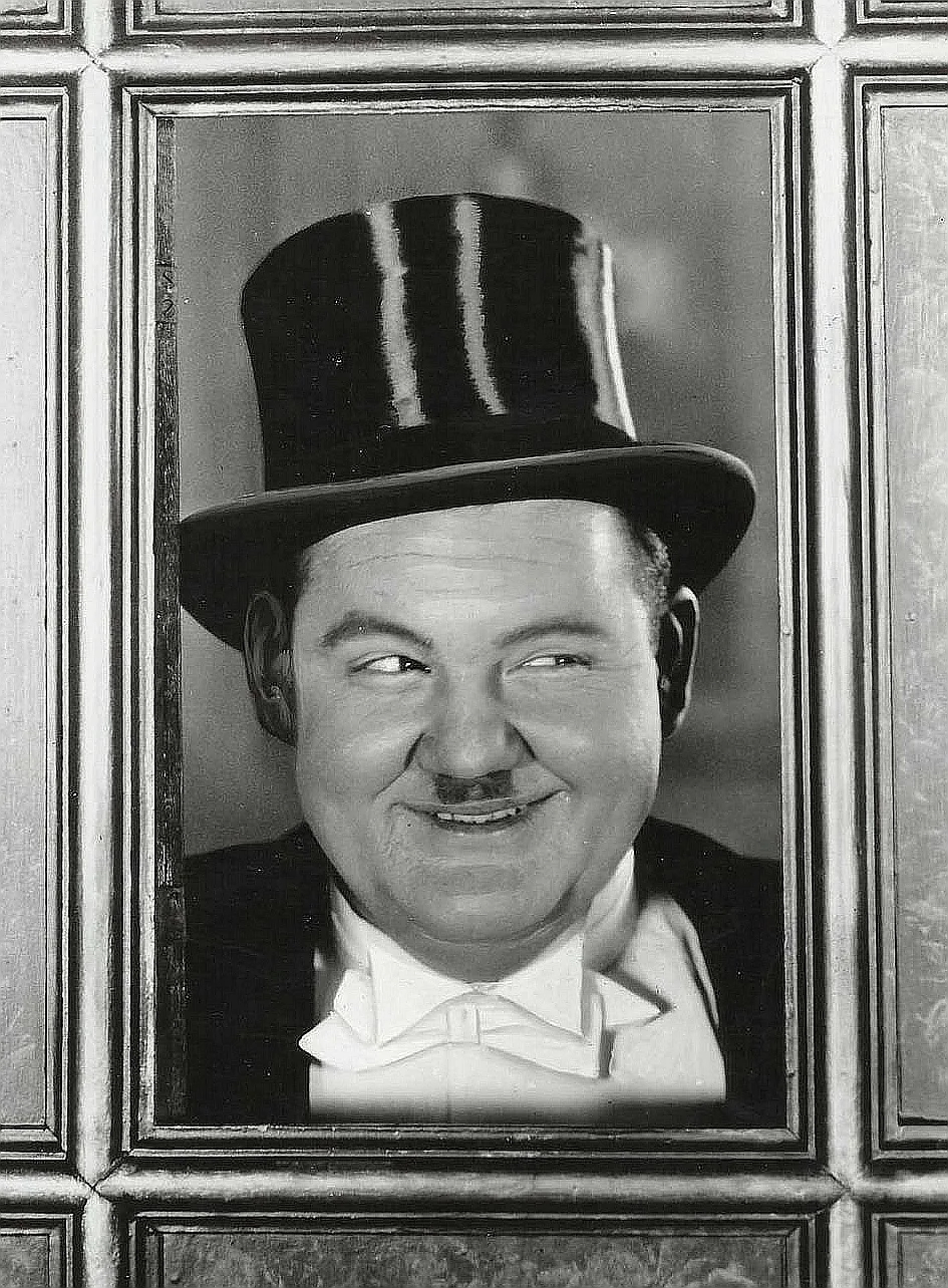 تصویر Oliver Hardy