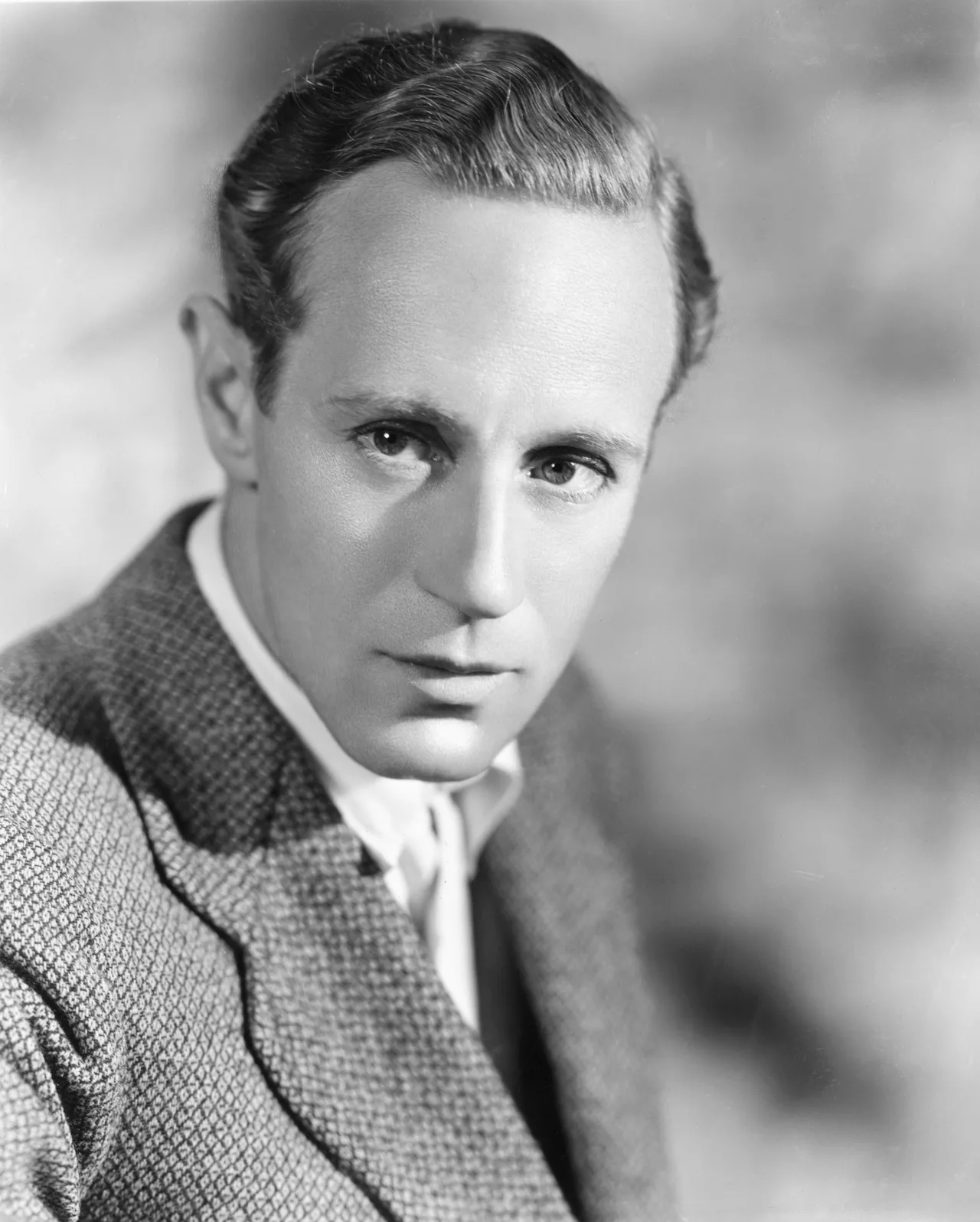 تصویر Leslie Howard