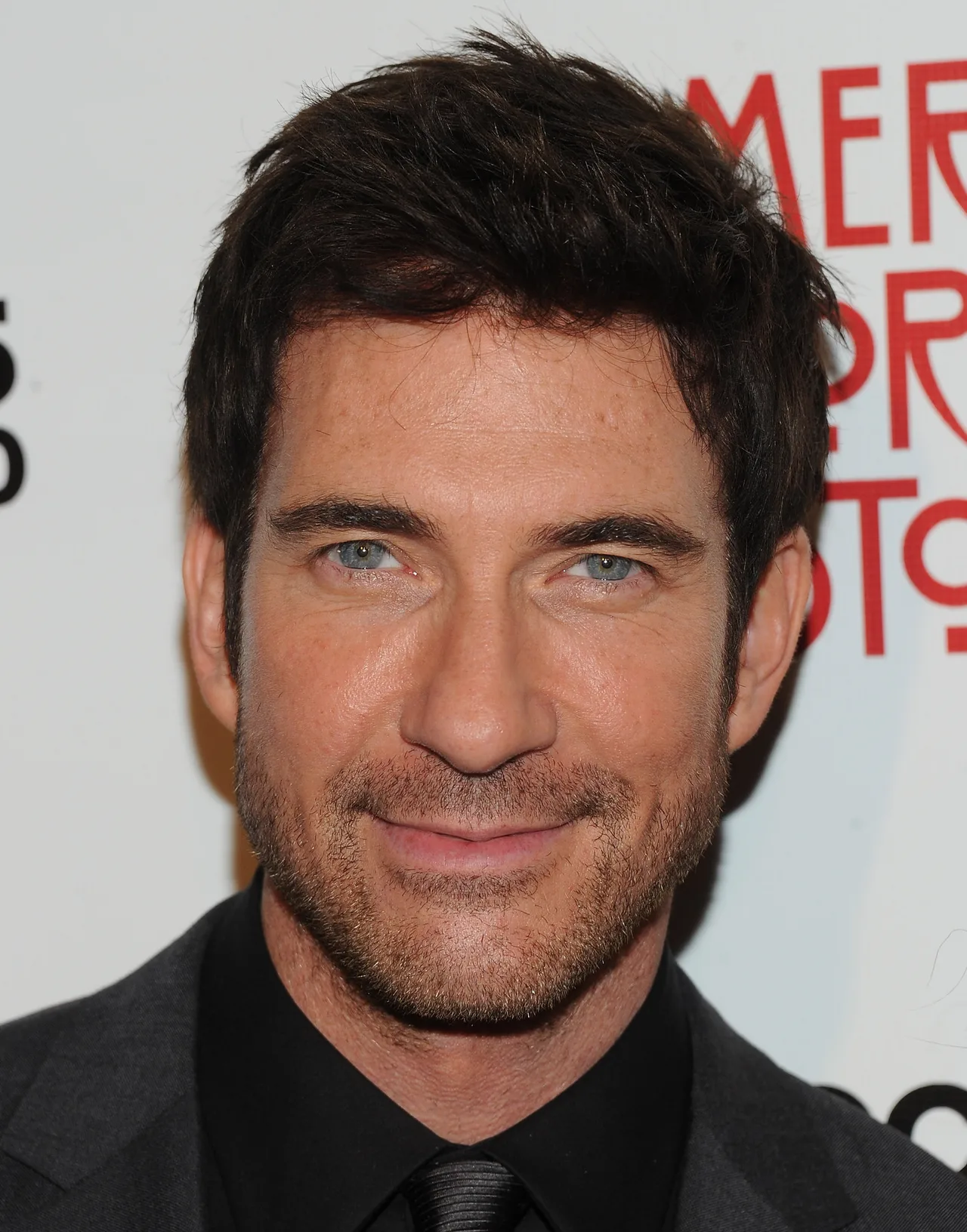 تصویر Dylan McDermott