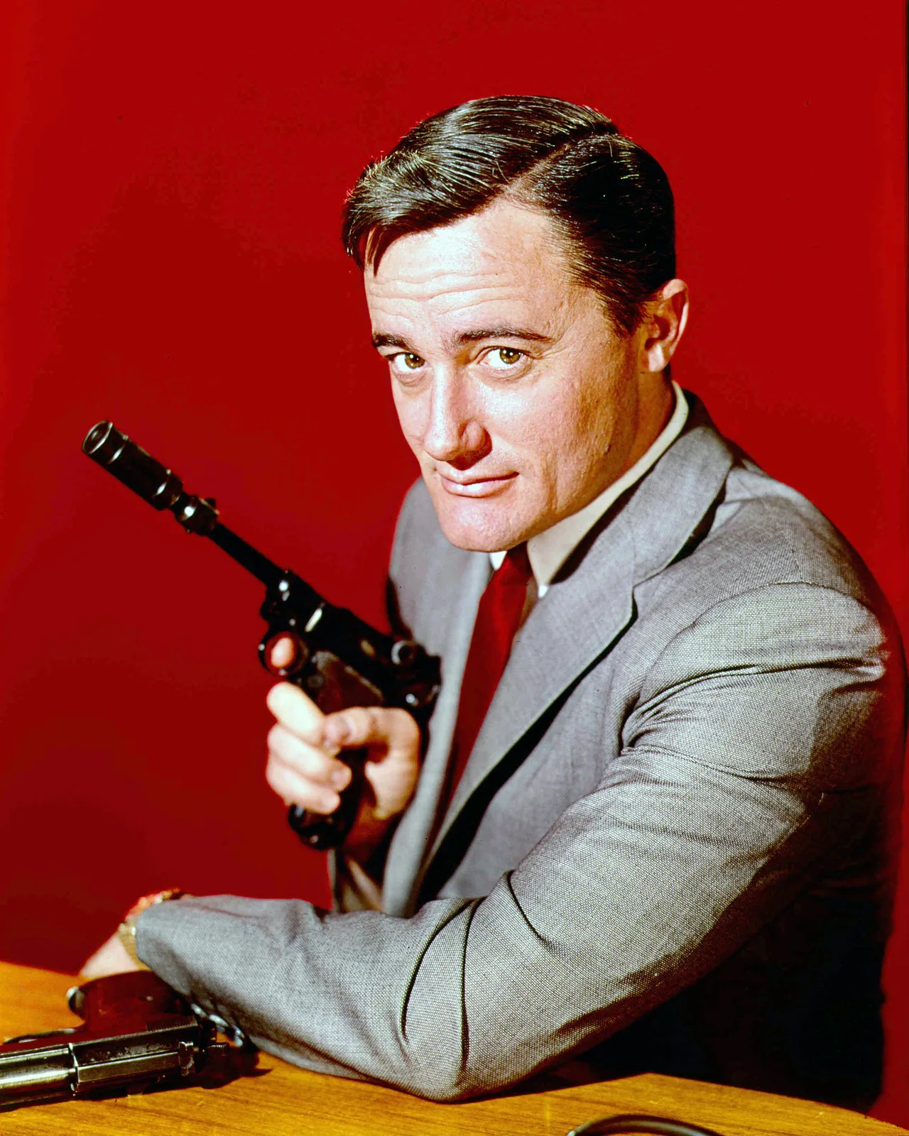تصویر Robert Vaughn