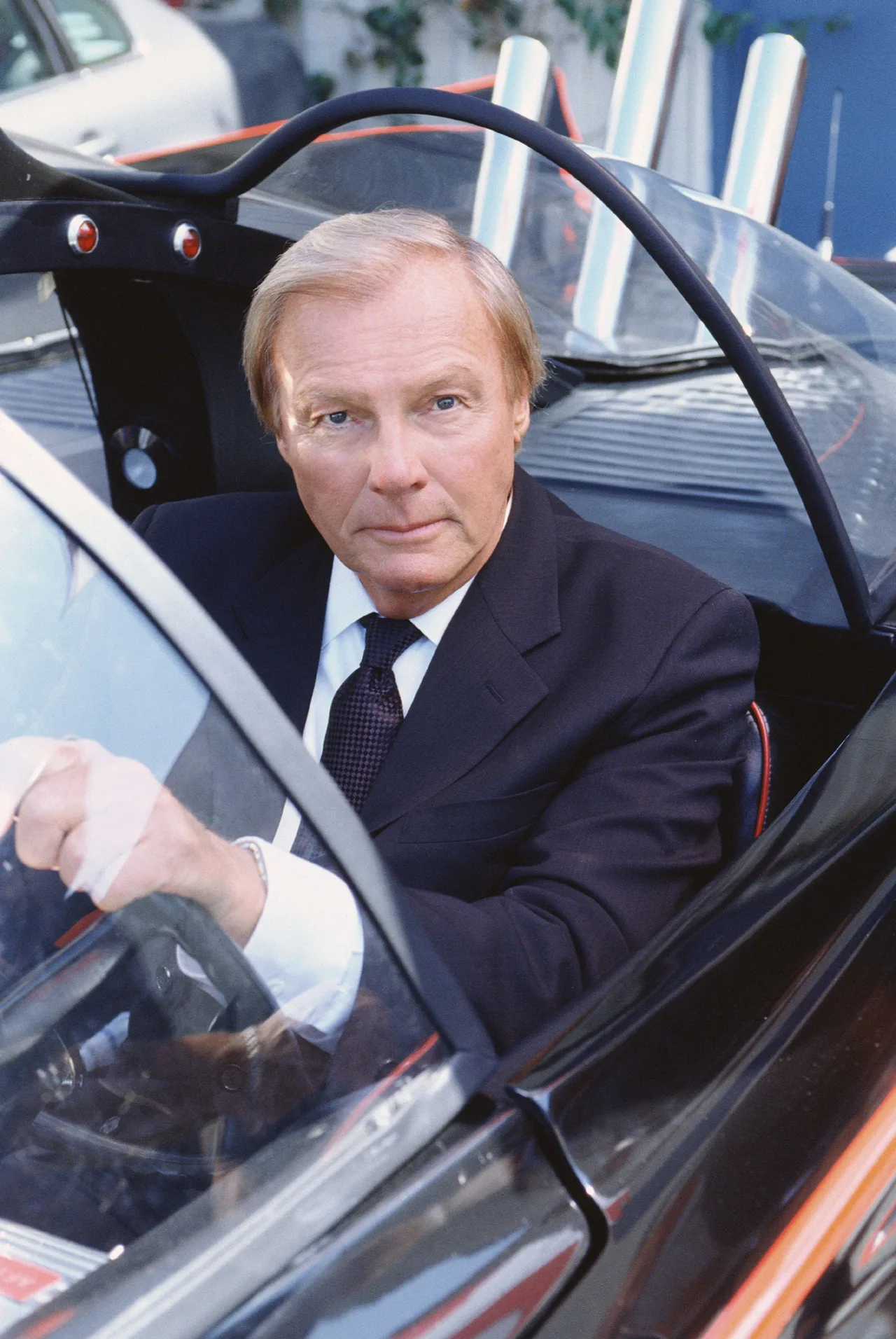 تصویر Adam West