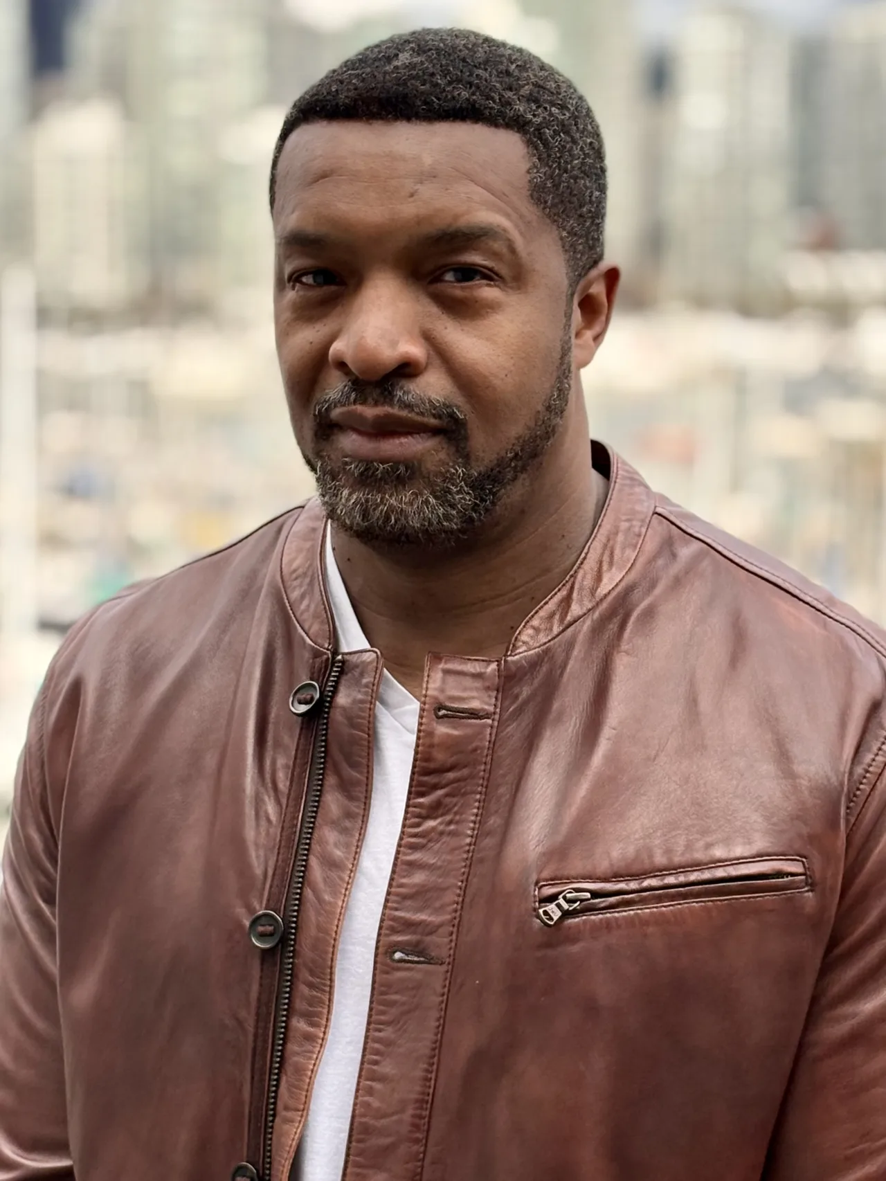 تصویر Roger Cross
