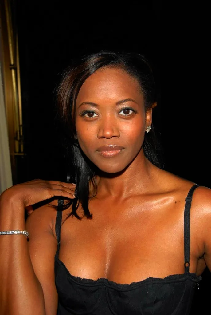 تصویر Erika Alexander