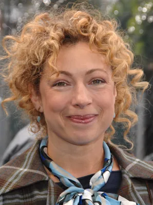 تصویر Alex Kingston