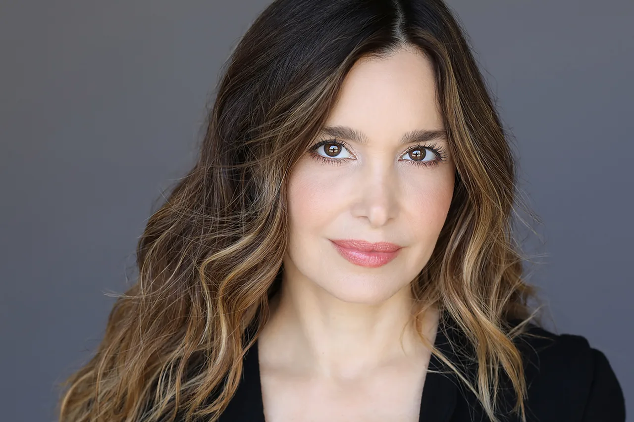 تصویر Gina Philips