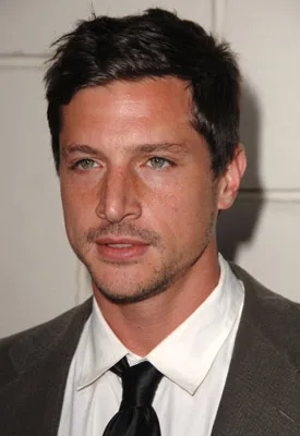 تصویر Simon Rex