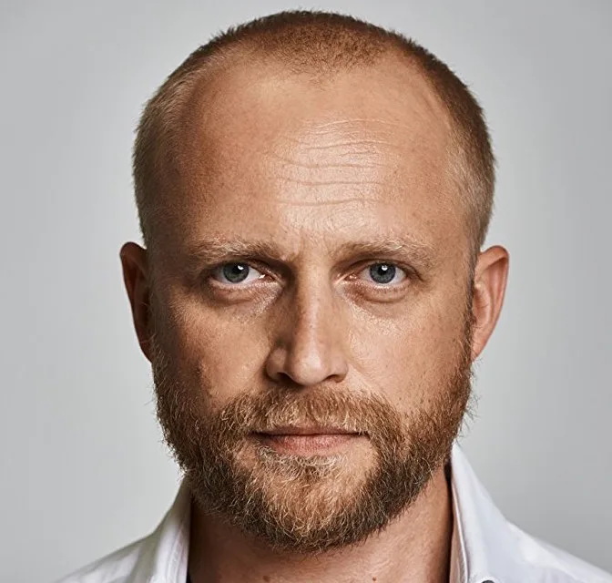 تصویر Piotr Adamczyk