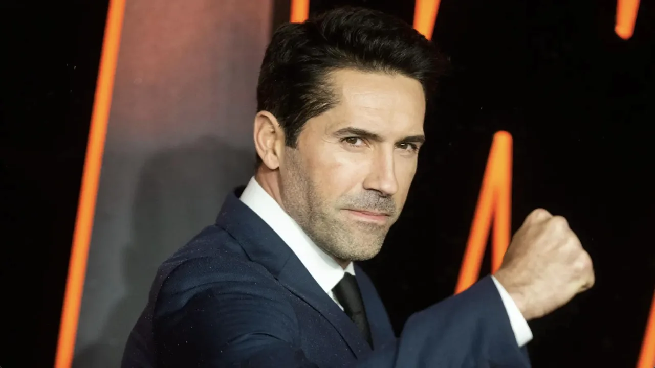 تصویر Scott Adkins