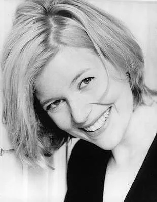 تصویر Lucy Akhurst