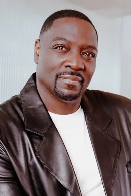 تصویر Adewale Akinnuoye-Agbaje