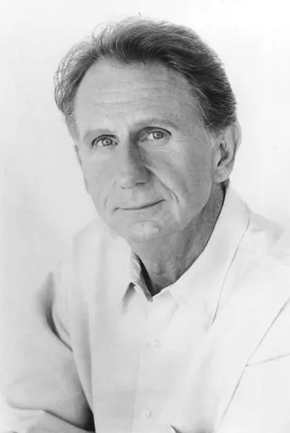 تصویر Rene Auberjonois