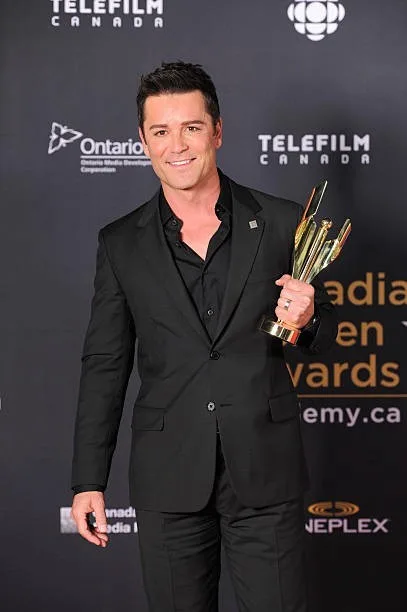 تصویر Yannick Bisson
