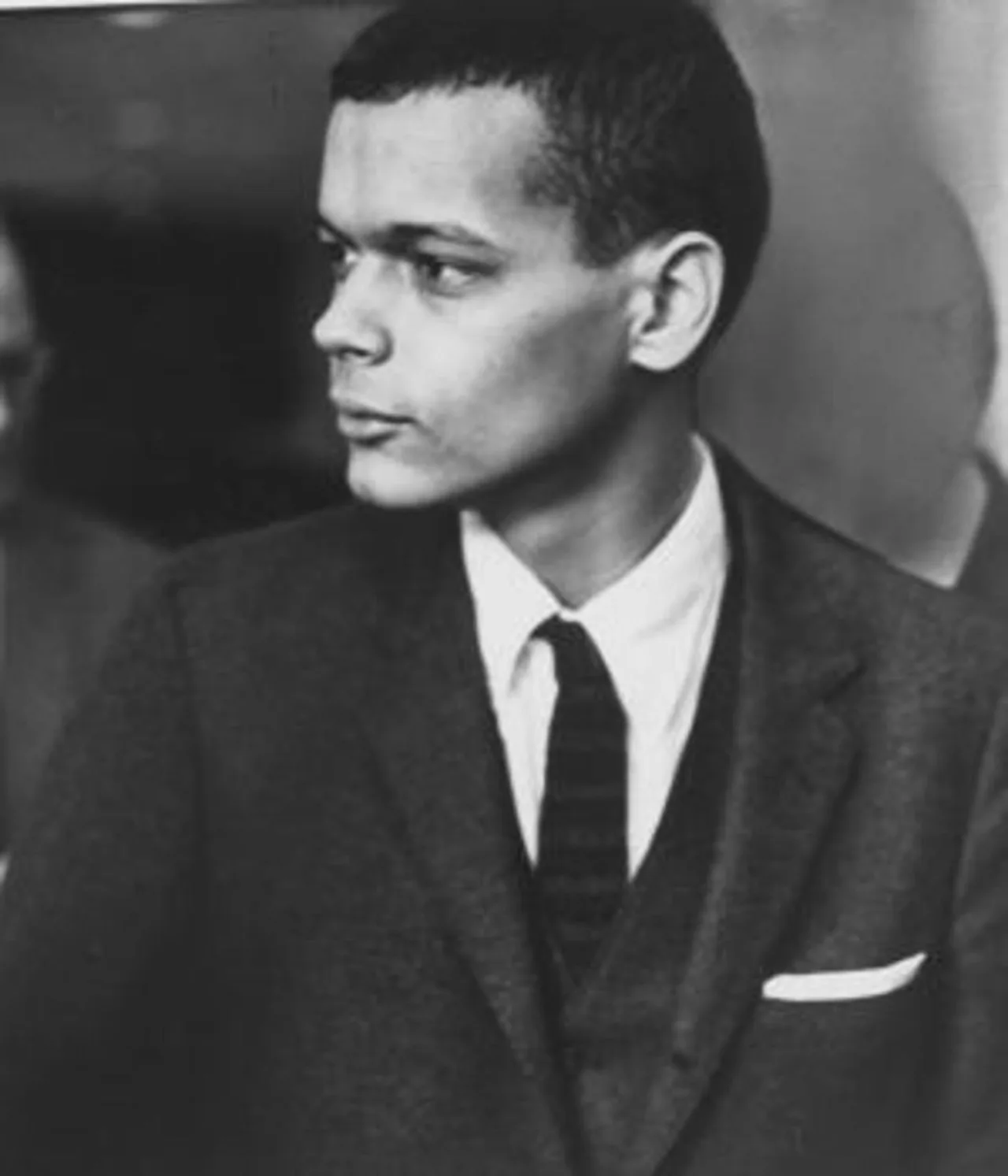 تصویر Julian Bond