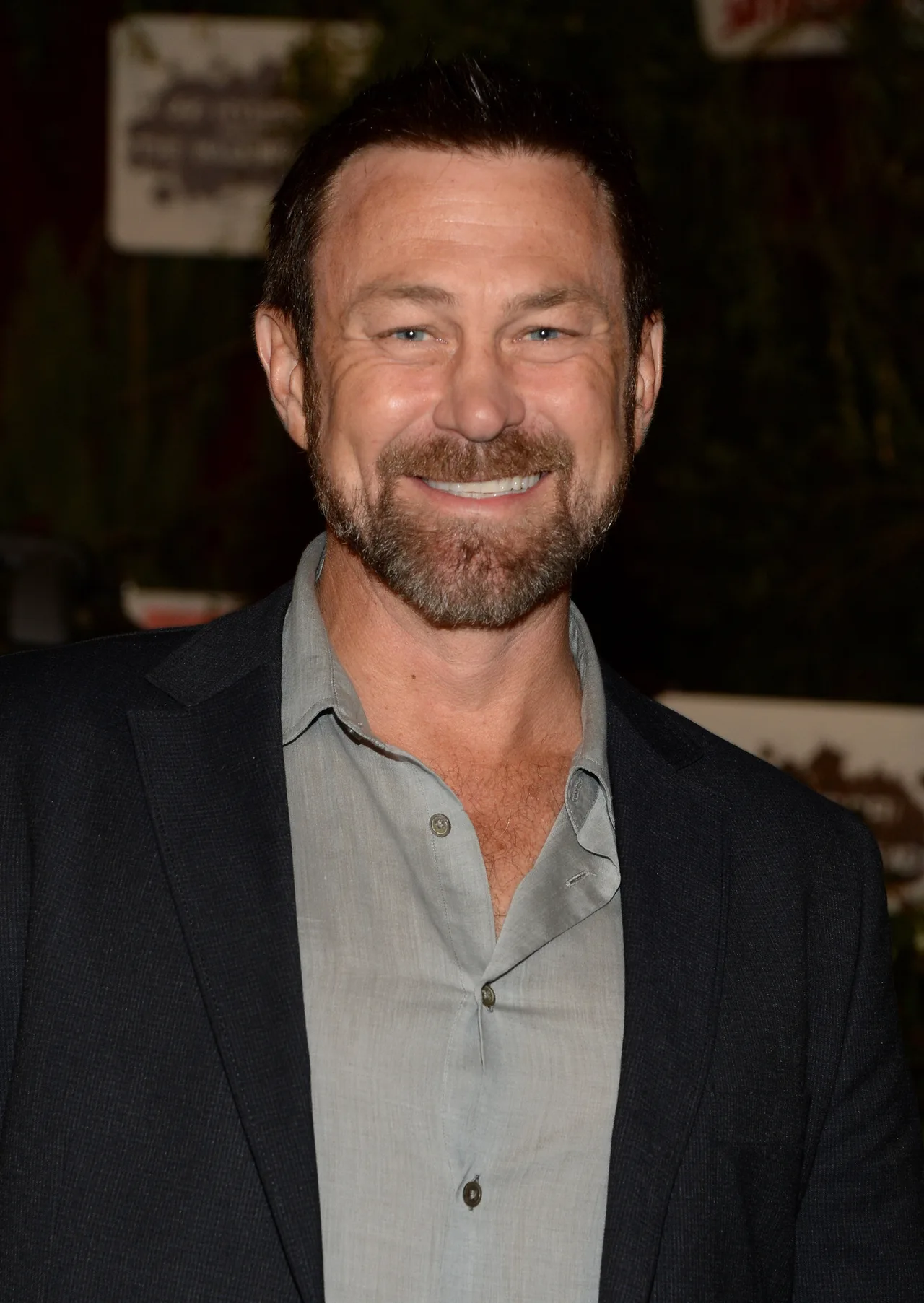 تصویر Grant Bowler