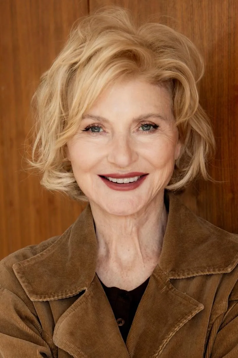 تصویر Beth Broderick