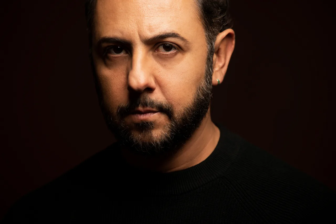 تصویر Humberto Busto