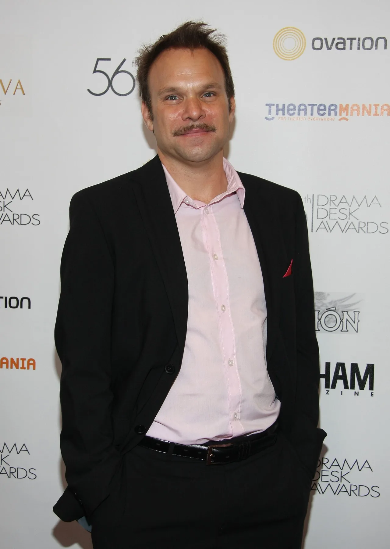 تصویر Norbert Leo Butz
