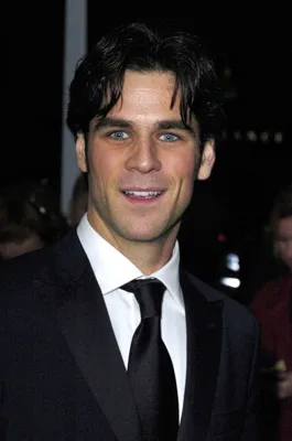 تصویر Eddie Cahill