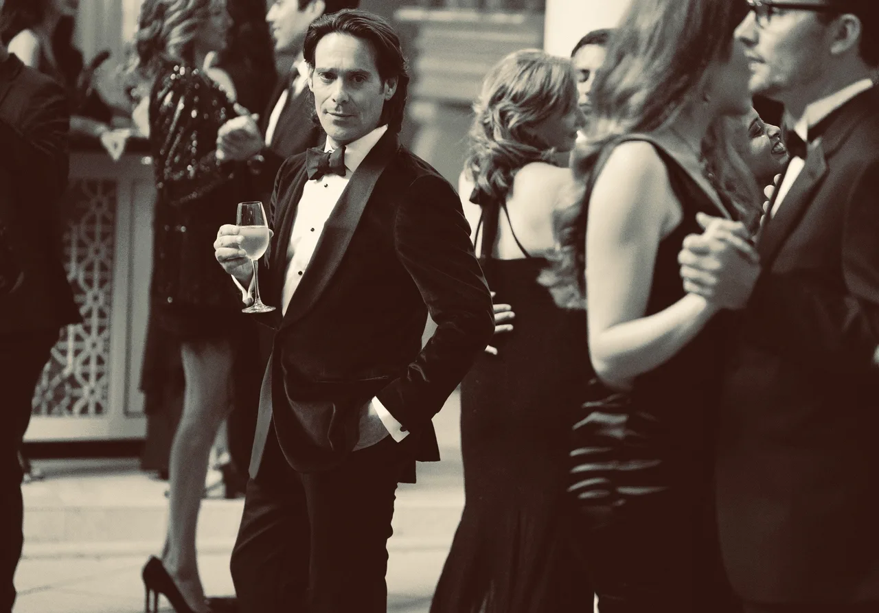 تصویر James Callis