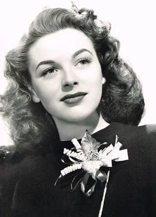 تصویر Marguerite Chapman