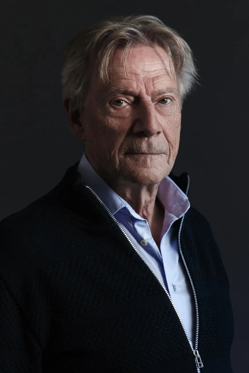 تصویر Jesper Christensen