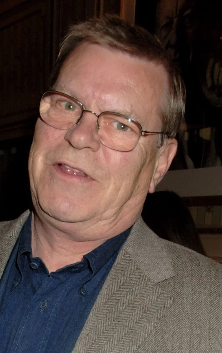 تصویر Warren Clarke