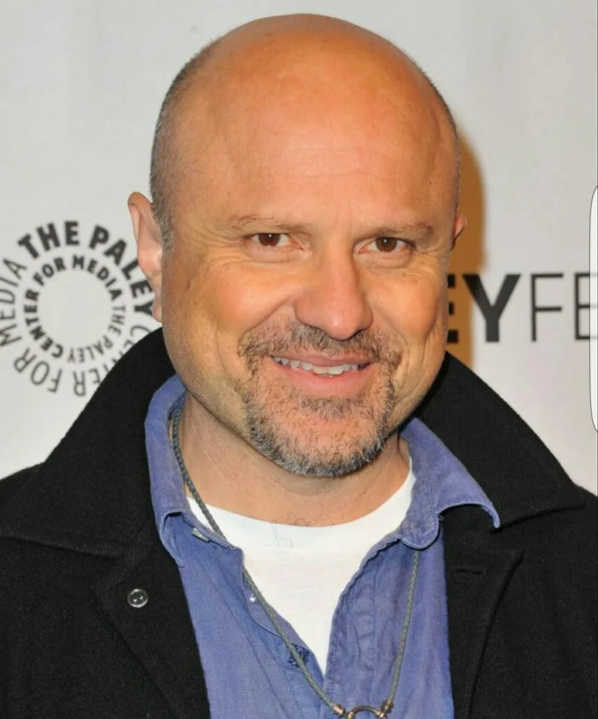 تصویر Enrico Colantoni