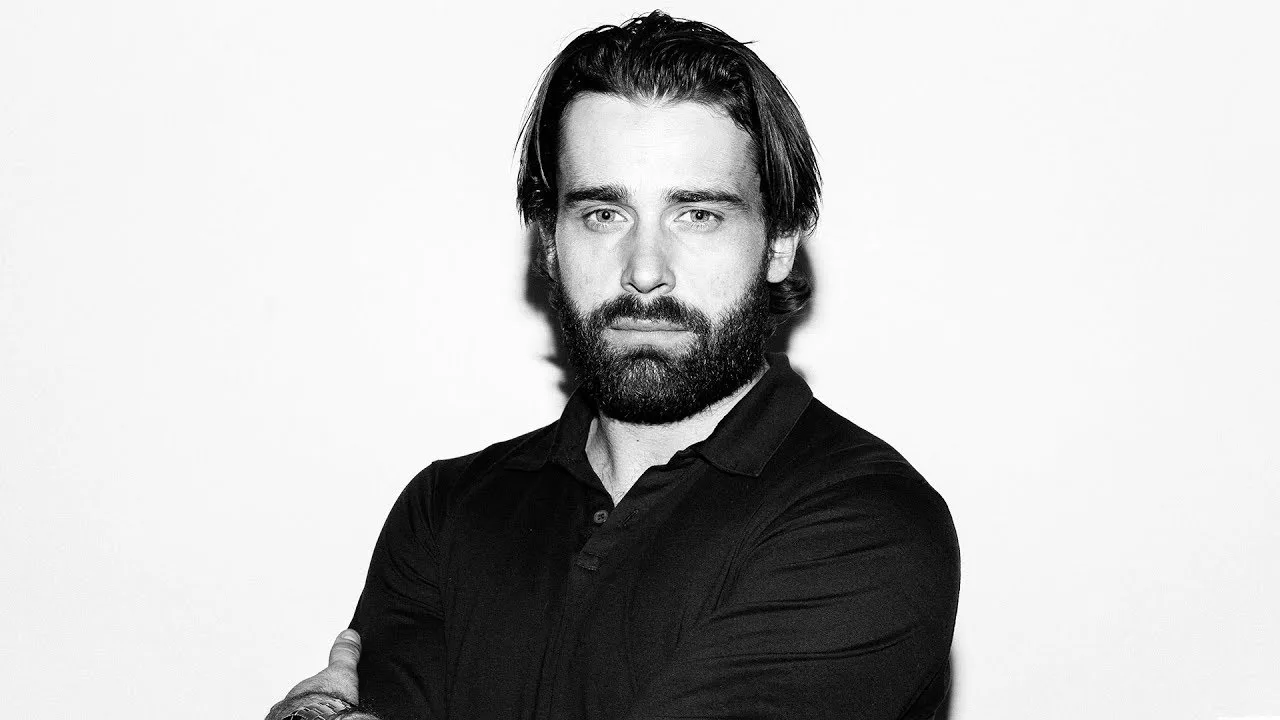 تصویر Christian Cooke