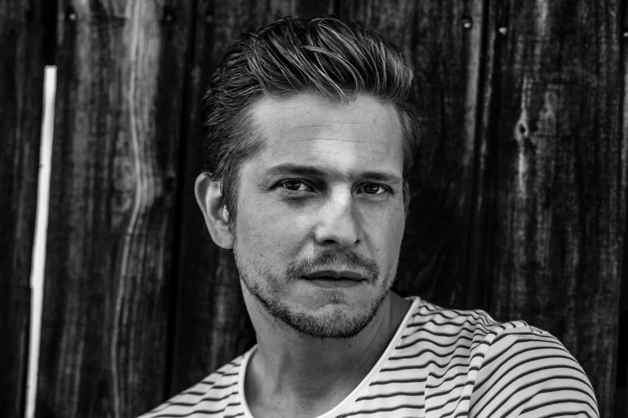 تصویر Matt Czuchry