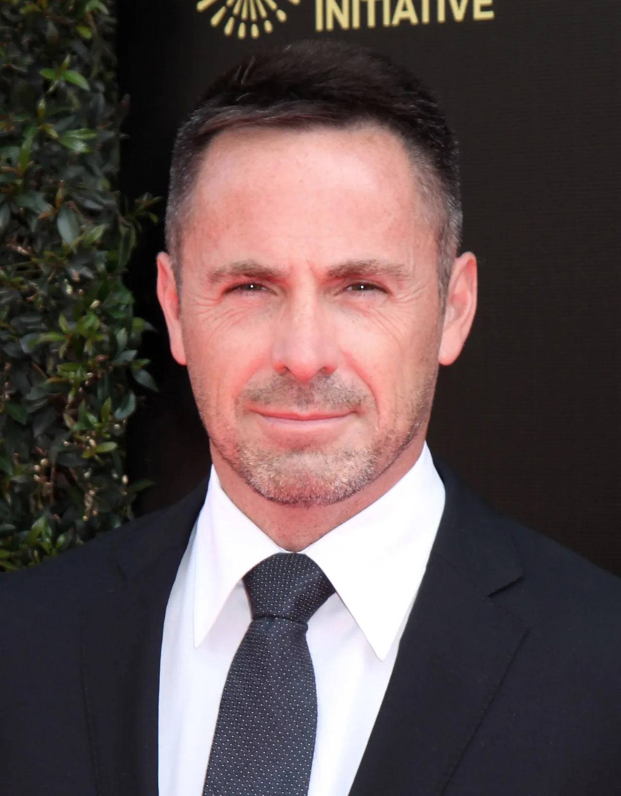 تصویر William deVry