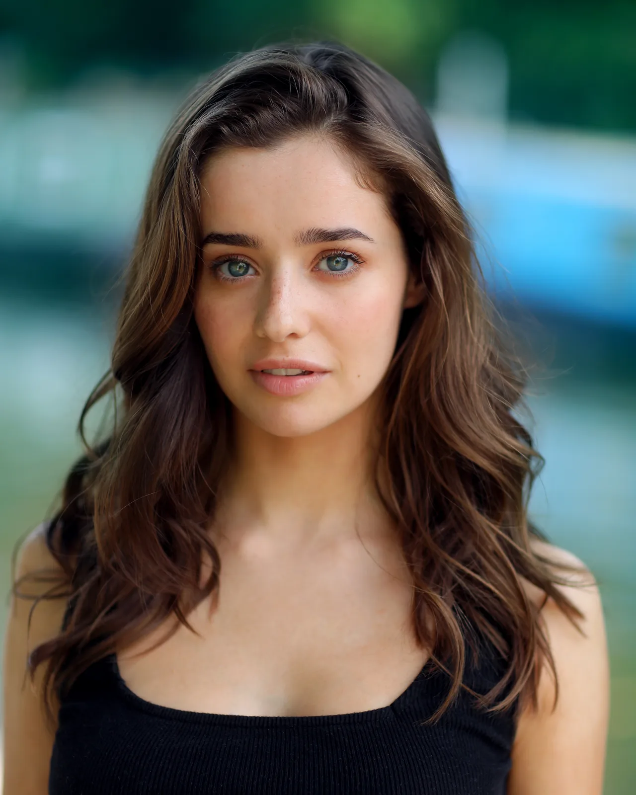 تصویر Holly Earl
