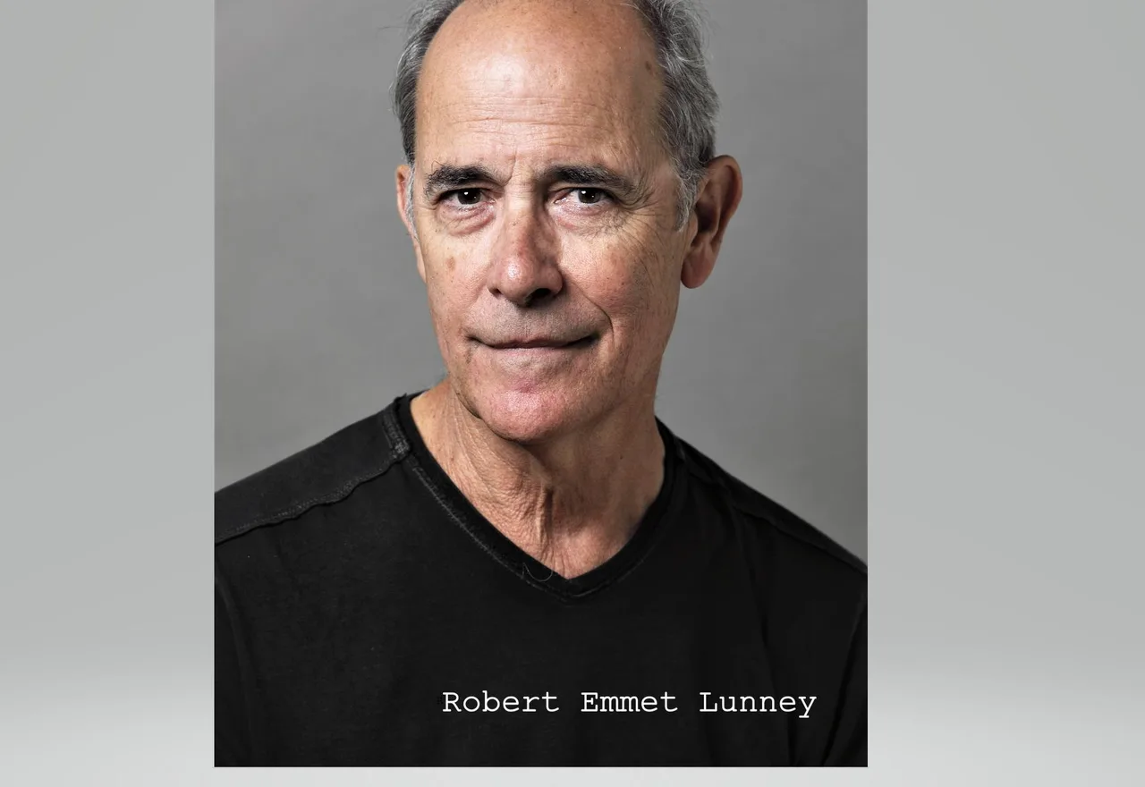 تصویر Robert Emmet Lunney