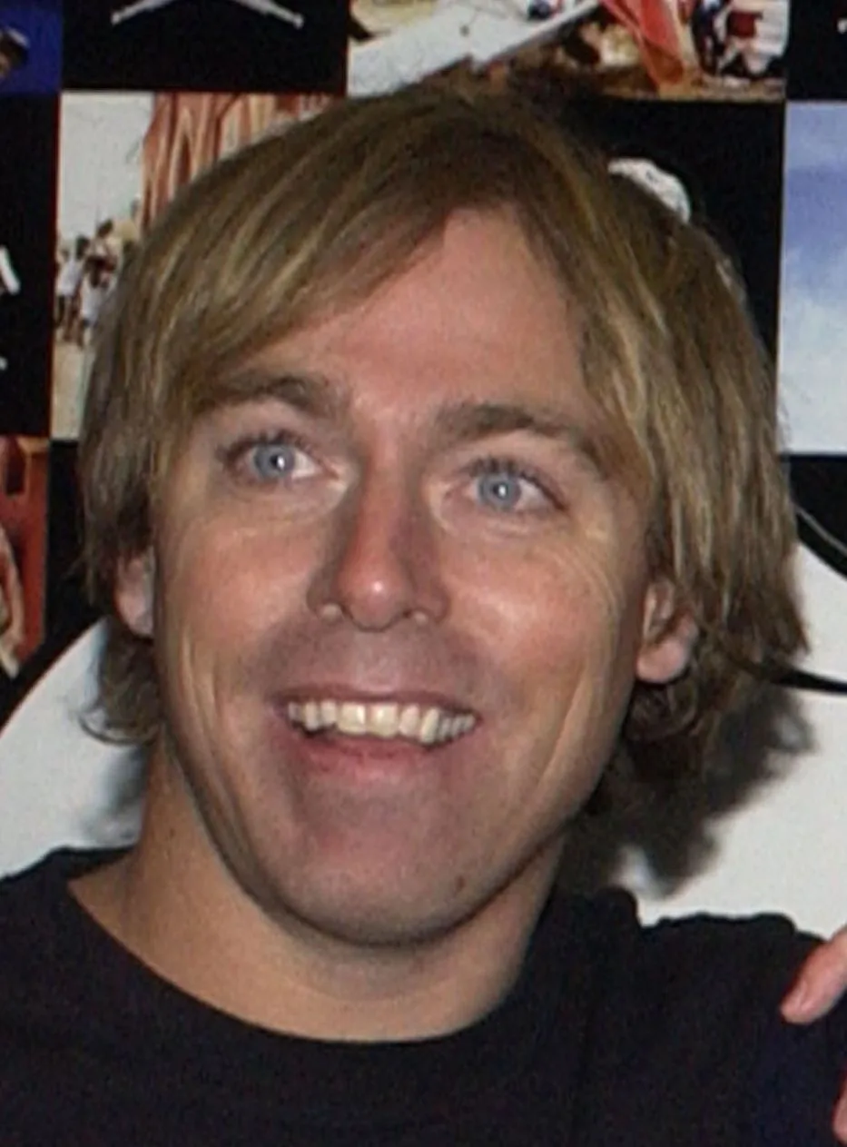 تصویر Dave England