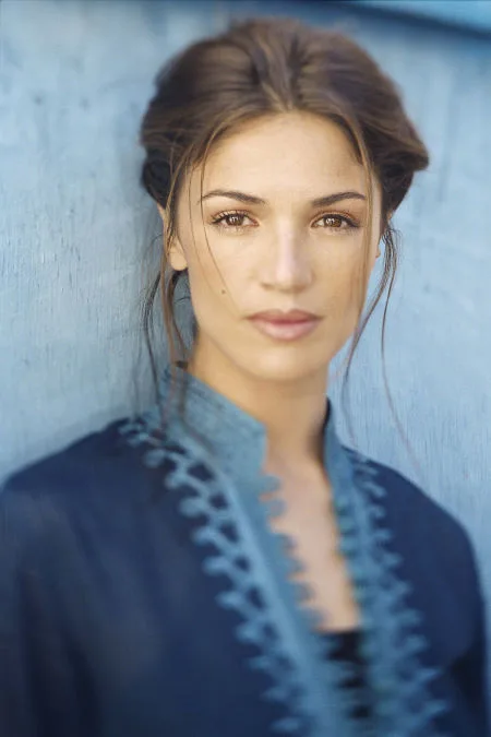 تصویر Nadia Farès