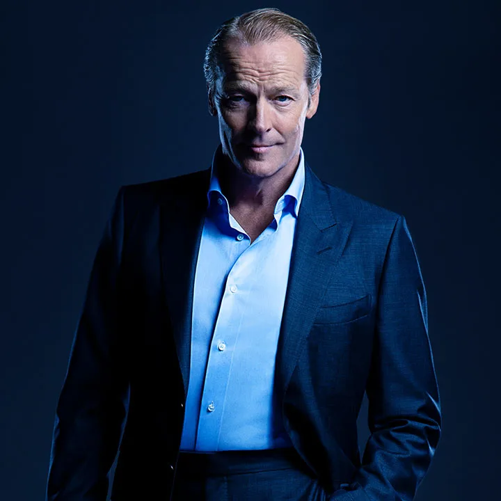 تصویر Iain Glen