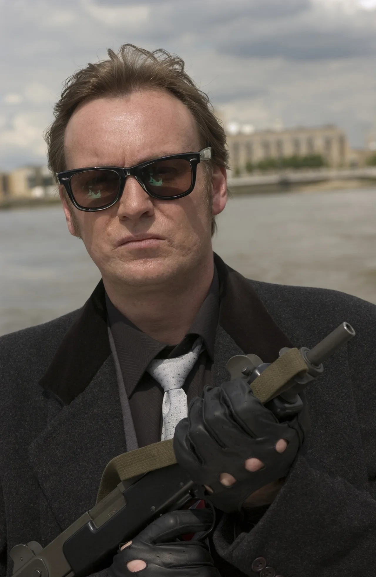 تصویر Philip Glenister