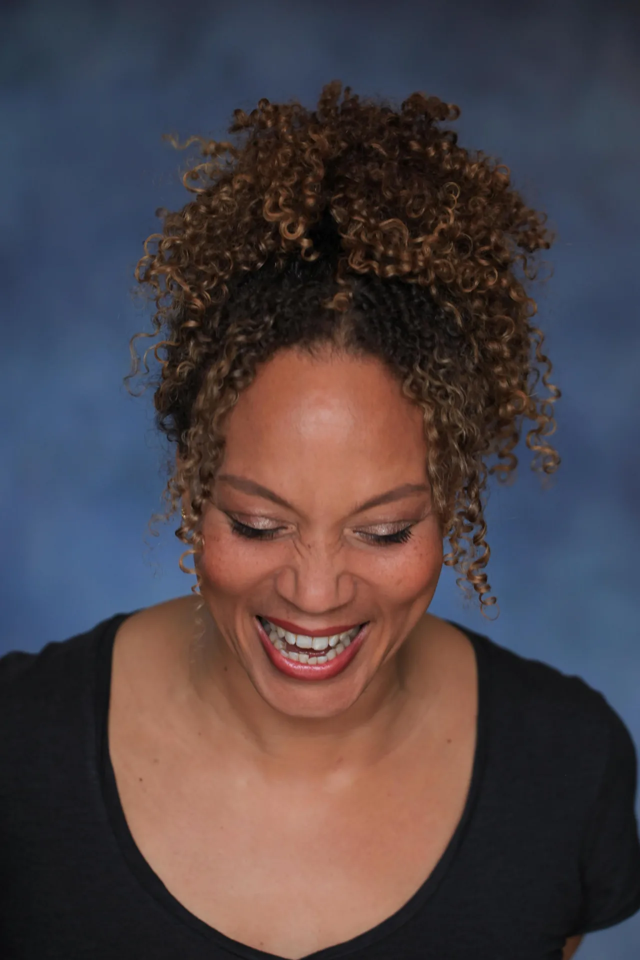 تصویر Angela Griffin