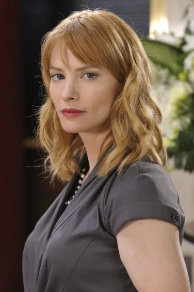 تصویر Sienna Guillory